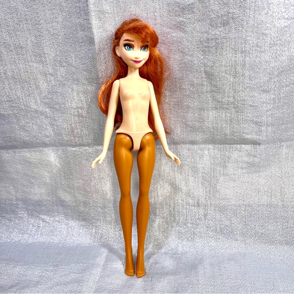 2018 Disney Princess Anna Frozen II - Doll 11" Retired